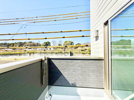 �o���R�j�[ ����