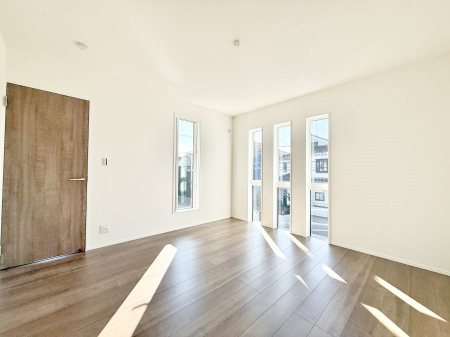 ���̑����� �������D��ŉ��₩�Ȏ��Ԃ��������