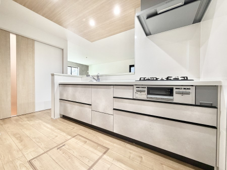 �L�b�`�� �����������������Ɗy�����Ȃ�A���K�ȃL�b�`�����