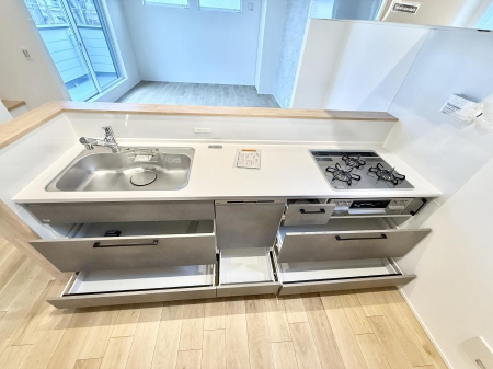 �L�b�`�� ���[�͖L�x�ȃV�X�e���L�b�`���ł��I