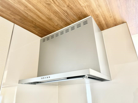 ���̑����� �ݔ����t�[�h�ɕ����Ă���ׁA���������C��ɗU������A�����I�ɔr�����ł��܂�