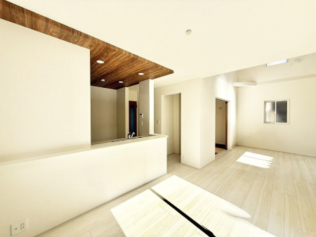 ���r���O �������V���v���������ґ�A��؂Ȑl�Ɖ߂����S���قǂ�����