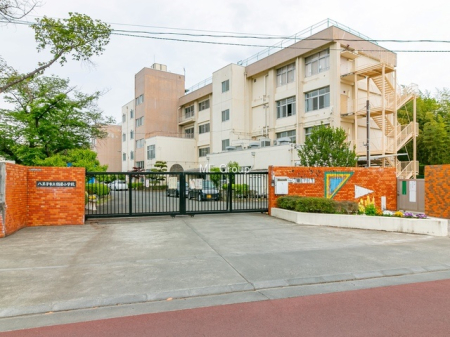 ���ӊ� ���w�Z 115m �����q�s���茴���w�Z