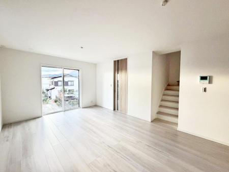 ���r���O �傫�ȑ�����������薾�邢��Ԃł��������������܂�