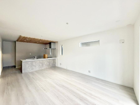 ���r���O ���̊Ԃɂ��Ƒ����W�܂����Ⴄ����ȃ��r���O�����ł����