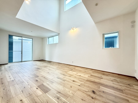 ���r���O ���������R�Ɖ�b�����܂��A�S�n�悢�ЂƂƂ�