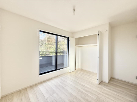 �Q�� �������傫�ȑ��͊J����������A���邳�ʕ��o�b�`���ł�