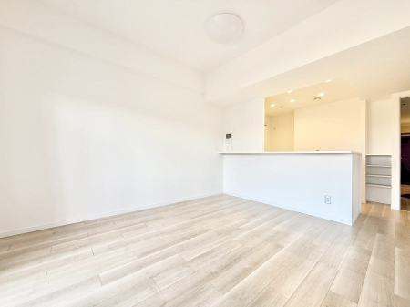 ���r���O ���������S�n�̂����A���z�̃��r���O