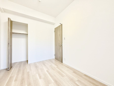 �q������ �������v���C�x�[�g��ԂƂ��ĐÂ��ŗ�������������񋟂��Ă���܂�