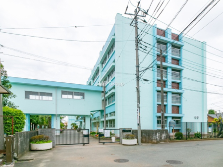 ���ӊ� ���w�Z 640m �����s�����򒆊w�Z