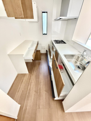 �L�b�`�� �������w�ʂɂ͐H��ނ����[�ł���J�b�v�{�[�h�t��  