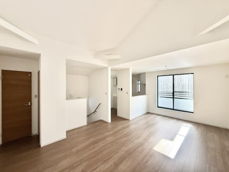 ���r���O ���������ƕ���������A�����b�N�X�ł�����