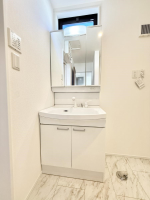 ���ʑ�E���ʏ� �������Ƒ��݂�Ȃ��g���₷���z�u�ł�