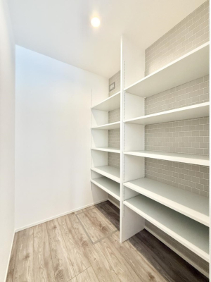 ���[ ����