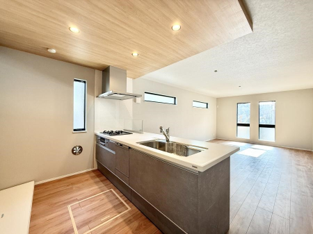 �L�b�`�� ���������y���݂ƐH�ׂ�K����͂���L�b�`��