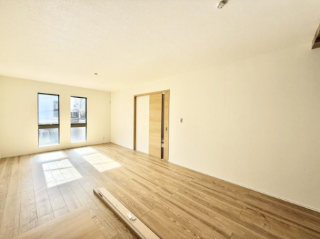 ���r���O �����������������Ɠ��ʂɂ���A�e���̋��