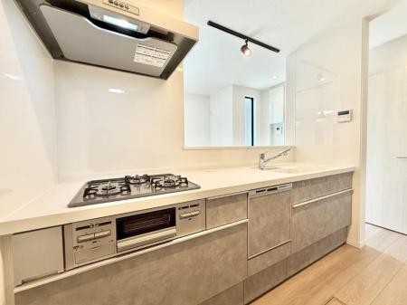 �L�b�`�� �������V���v���Ŕ������S�n�悢���Ԃ𐶂ރL�b�`�����