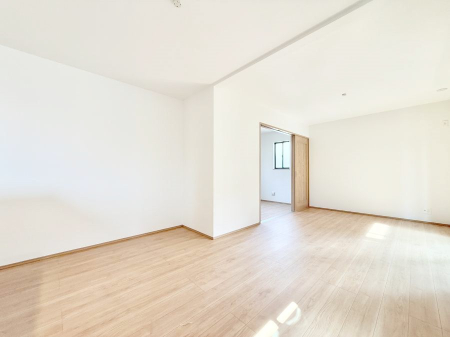 ���̑����� �������C���e���A���l����̂��y���݂ȍL�����r���O�ł��I  