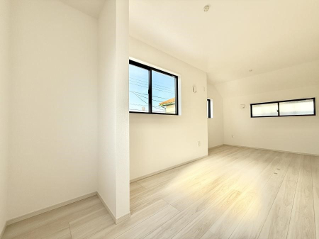 �q������ �������v���C�x�[�g��ԂƂ��ĐÂ��ŗ�������������񋟂��Ă���܂�