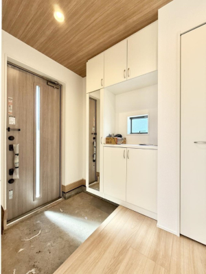 ���� �L�X�A�Y��Ȍ��ւł��q�l�����o�}���I