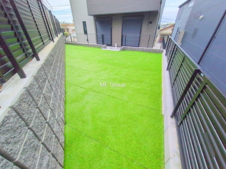 ���̑� �O�ρ���炵�ɏ�����^����A�΂��������ꂽ�Z�܂��ł�