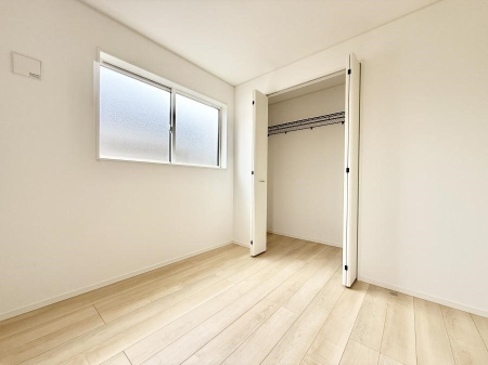 �q������ �������ǂ��ɂȂɂ�u�����y���݂Ȏ����̂�����