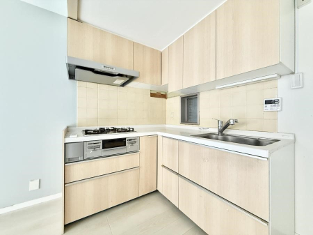 �L�b�`�� �������Ƒ����J��[�߂�A������̂���L�b�`��