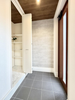 ���� ����