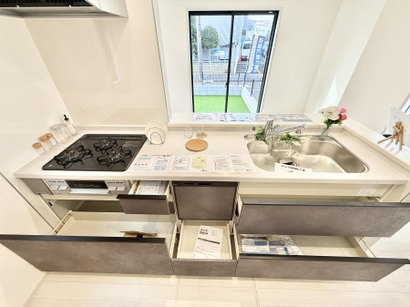 �L�b�`�� ����