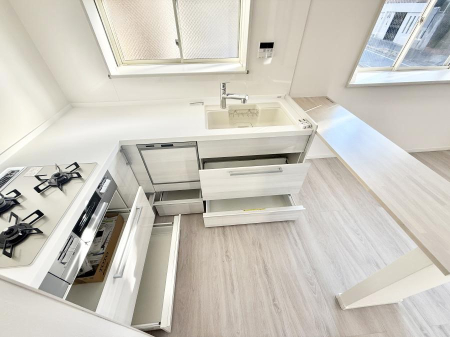 �L�b�`�� �����������������Ɗy�����Ȃ�A���K�ȃL�b�`�����