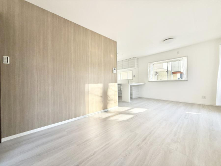 ���r���O ���������R�Ɖ�b�����܂��A�S�n�悢�ЂƂƂ�