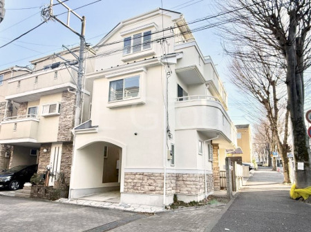 ���n�O�ώʐ^ �O�ρ��V������炵���n�܂�ꏊ�ŁA�Ƒ����J��[�߂�