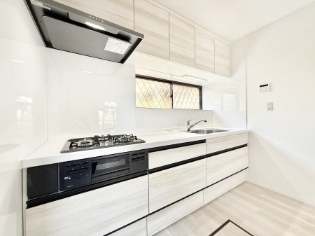 �L�b�`�� �������Ƒ��ƂȂ���A�R�~���j�P�[�V�����̏�