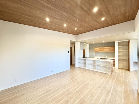 ���̑����� �������Ƒ��̏Ί炪���ӂ��A���났�̋��