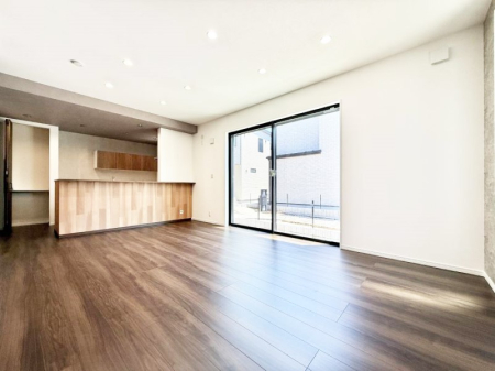 ���̑����� �������Ƒ��̏Ί炪���ӂ��A���났�̋��