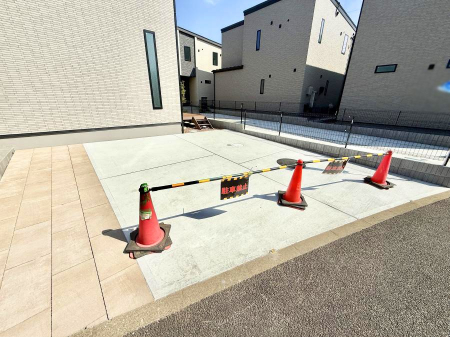  �O�ρ������̒��Ԃ����K��