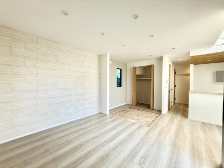 ���r���O ���������났�ƏΊ炪�W�܂�A�S���܂郊�r���O