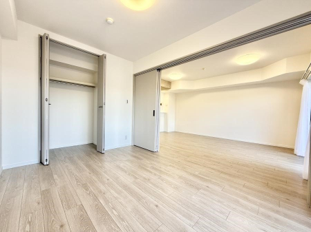 ���̑����� ���������r���O�̂����ׂɋ���������̂ŁA�V��ł��邨�q�l�ɂ��ڂ��͂��Ĉ��S�ł���