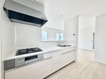 �L�b�`�� �����������������Ɗy�����Ȃ�A���K�ȃL�b�`�����