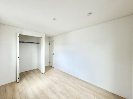 �Q�� �������Ƌ�����܂��z�u����΍L�X�Ƃ�����Ԃ��g�������₷���A�����b�N�X�������Ԃ��߂����܂�