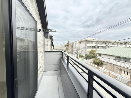 �o���R�j�[ ������ ���R��g�߂Ɋ�����A�J���I�ȃo���R�j�[