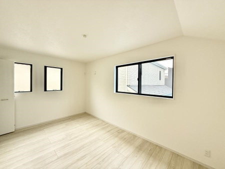 ���̑����� �������D��ŉ��₩�Ȏ��Ԃ��������