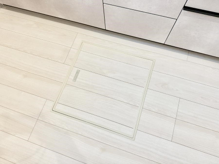 ���̑����� �ݔ����B�ꂽ���[�X�y�[�X�ŉƑS�̂��X�b�L��