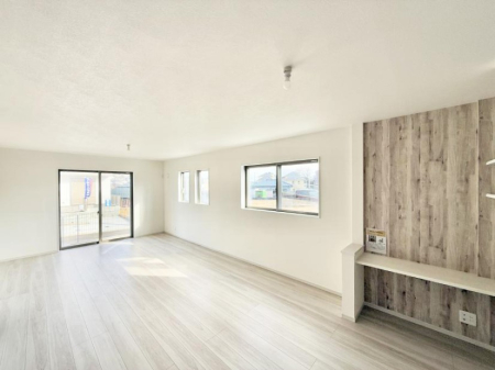 ���r���O ���������S�n�̂����A���z�̃��r���O