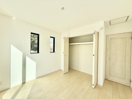 ���̑����� �������傫�Ȏ��[�ŉו����X�b�L���Еt���܂�  