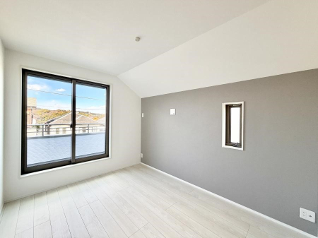 �q������ �������v���C�x�[�g��ԂƂ��ĐÂ��ŗ�������������񋟂��Ă���܂�