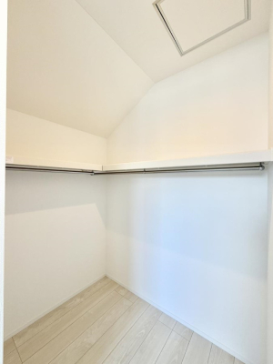 ���[ ����