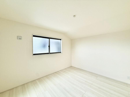 �q������ �������v���C�x�[�g��ԂƂ��ĐÂ��ŗ�������������񋟂��Ă���܂�