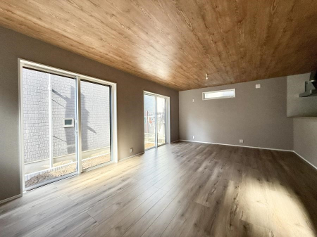 ���r���O ���������ƕ���������A�����b�N�X�ł�����