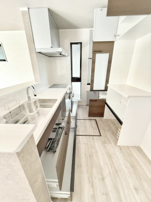 �L�b�`�� �������w�ʂɂ͐H��ނ����[�ł���J�b�v�{�[�h�t��  